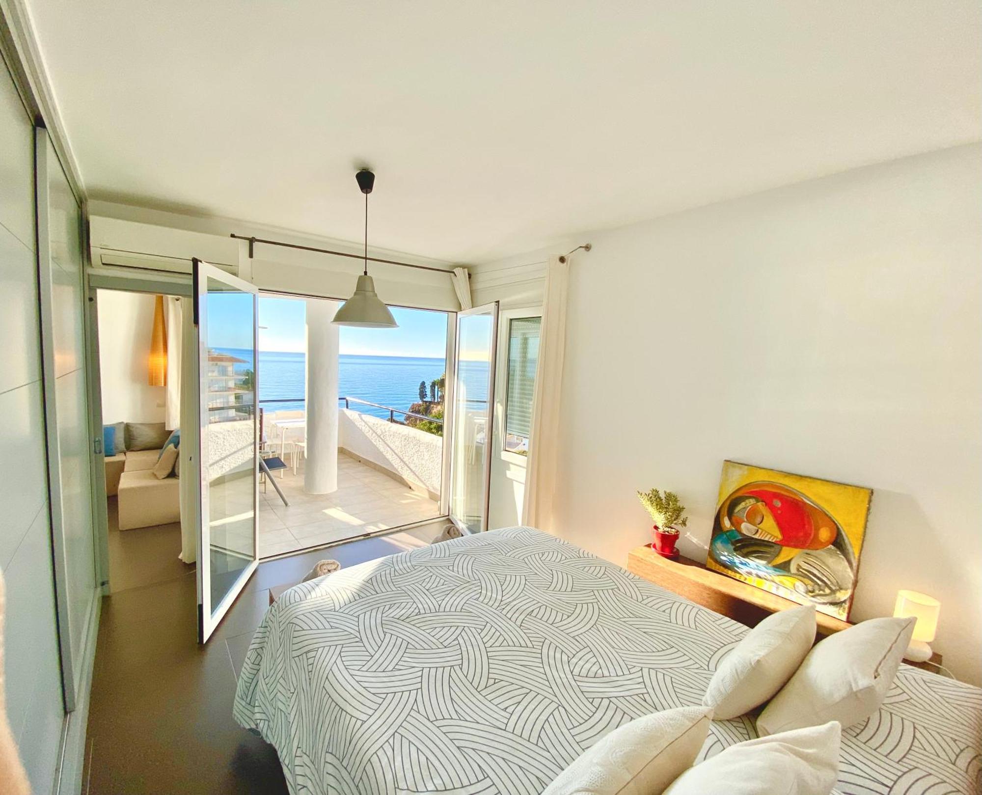 Modern Apartment Stunning Sea Views And Pool Нерха Екстер'єр фото