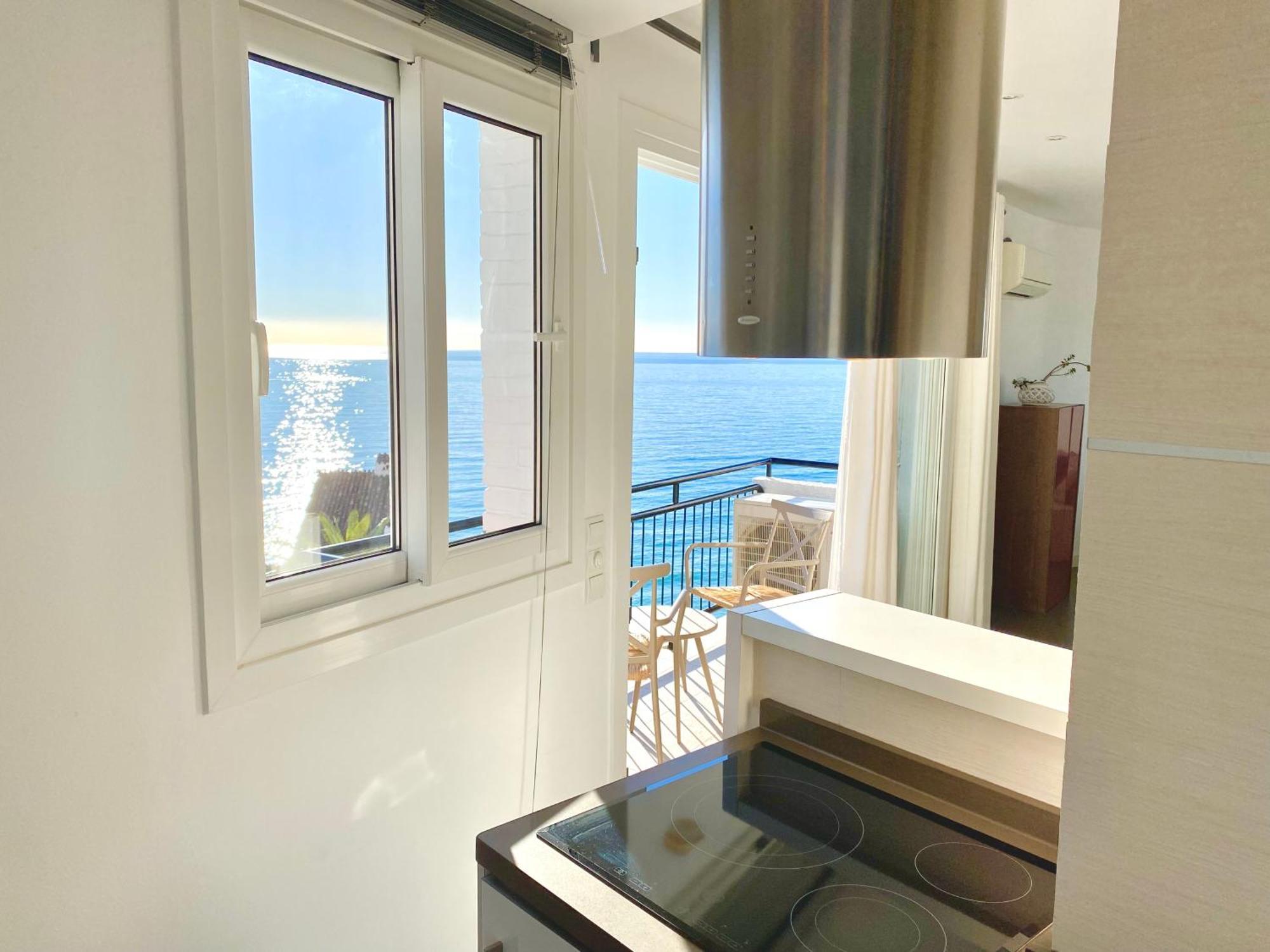 Modern Apartment Stunning Sea Views And Pool Нерха Екстер'єр фото