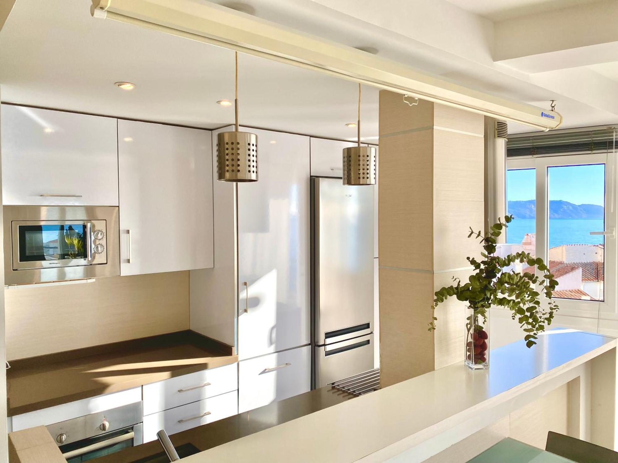 Modern Apartment Stunning Sea Views And Pool Нерха Екстер'єр фото